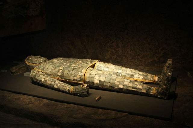 盗墓笔记中可以长生不老的玉俑真的存在吗?