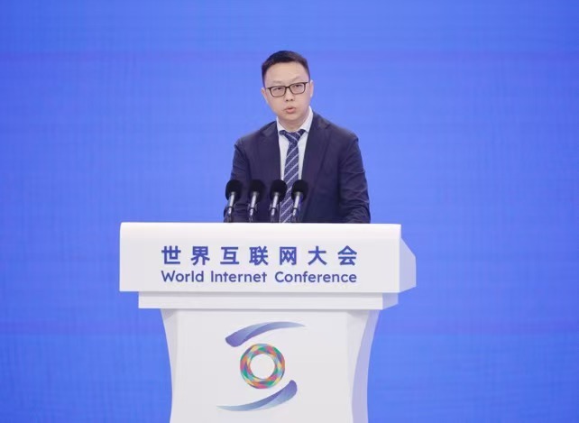 ��Ӿ�������顱���尢��ؼ�ʱ�̡������ڴ�ҵ���Ա������ȴ��̣�ǧ��App��δ����2026����ô��