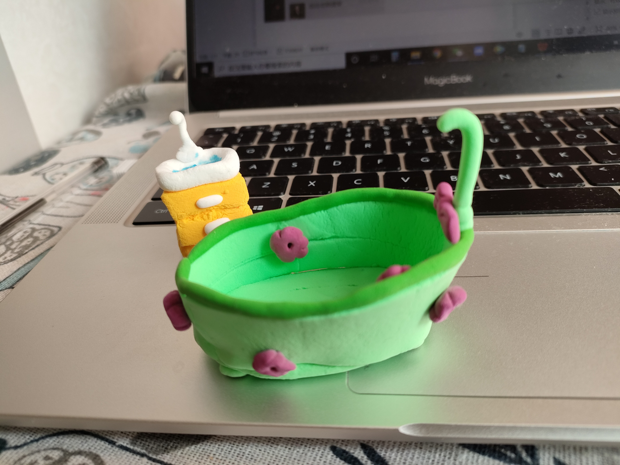 彩泥作品(3):公主浴盆