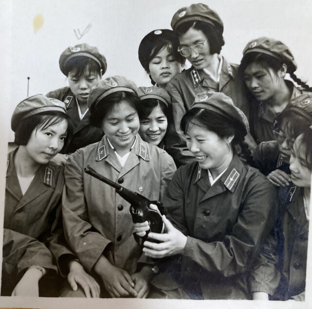 "雪域军魂" 熠熠生辉——记"八千湘女"之解放军第十二医院原护士黄屏