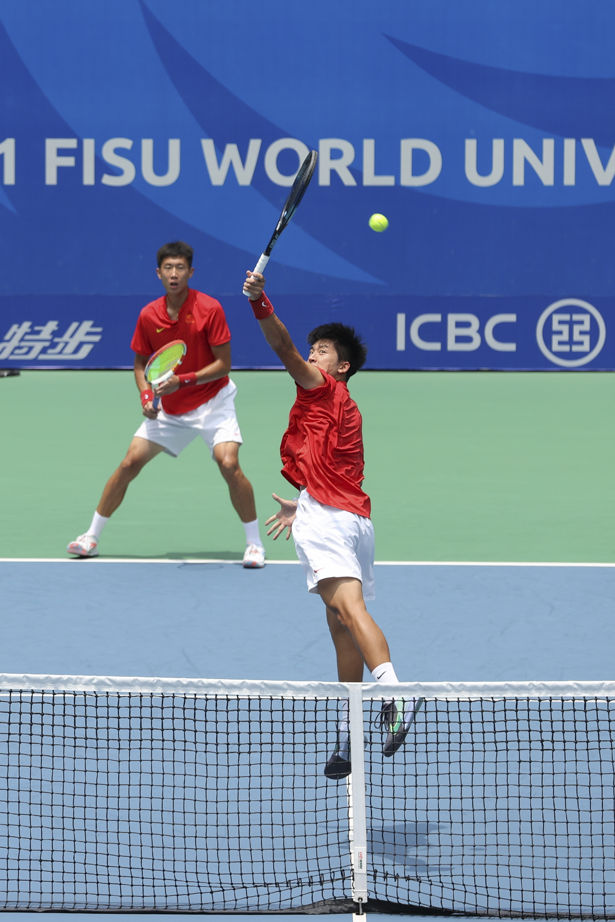 成都大运会|网球:中国队女双挺进八强 男双不敌日本组合