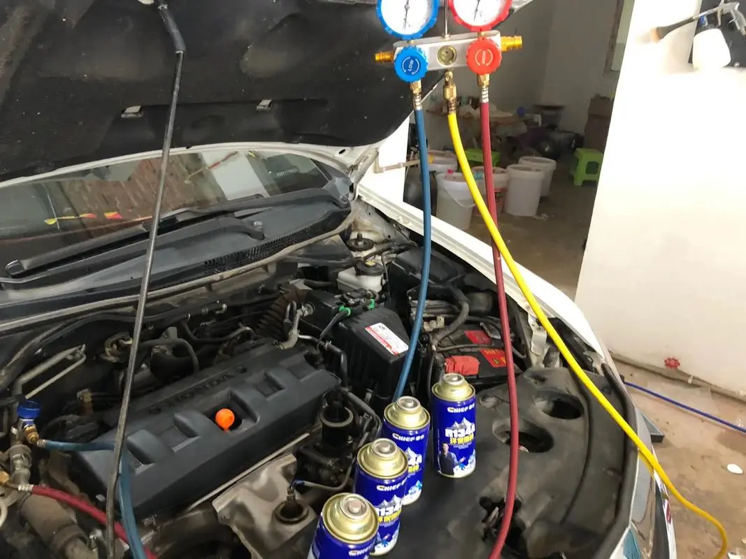 汽车空调加氟利昂的时候,高压多少合适低压多少合适?