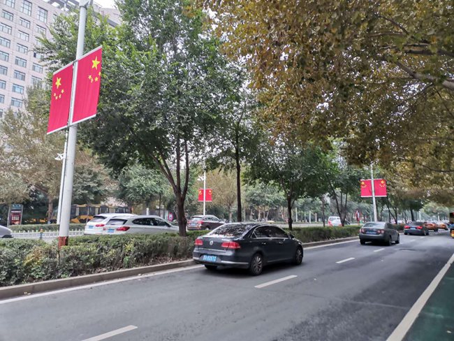 哈尔滨南岗区千面国旗迎国庆