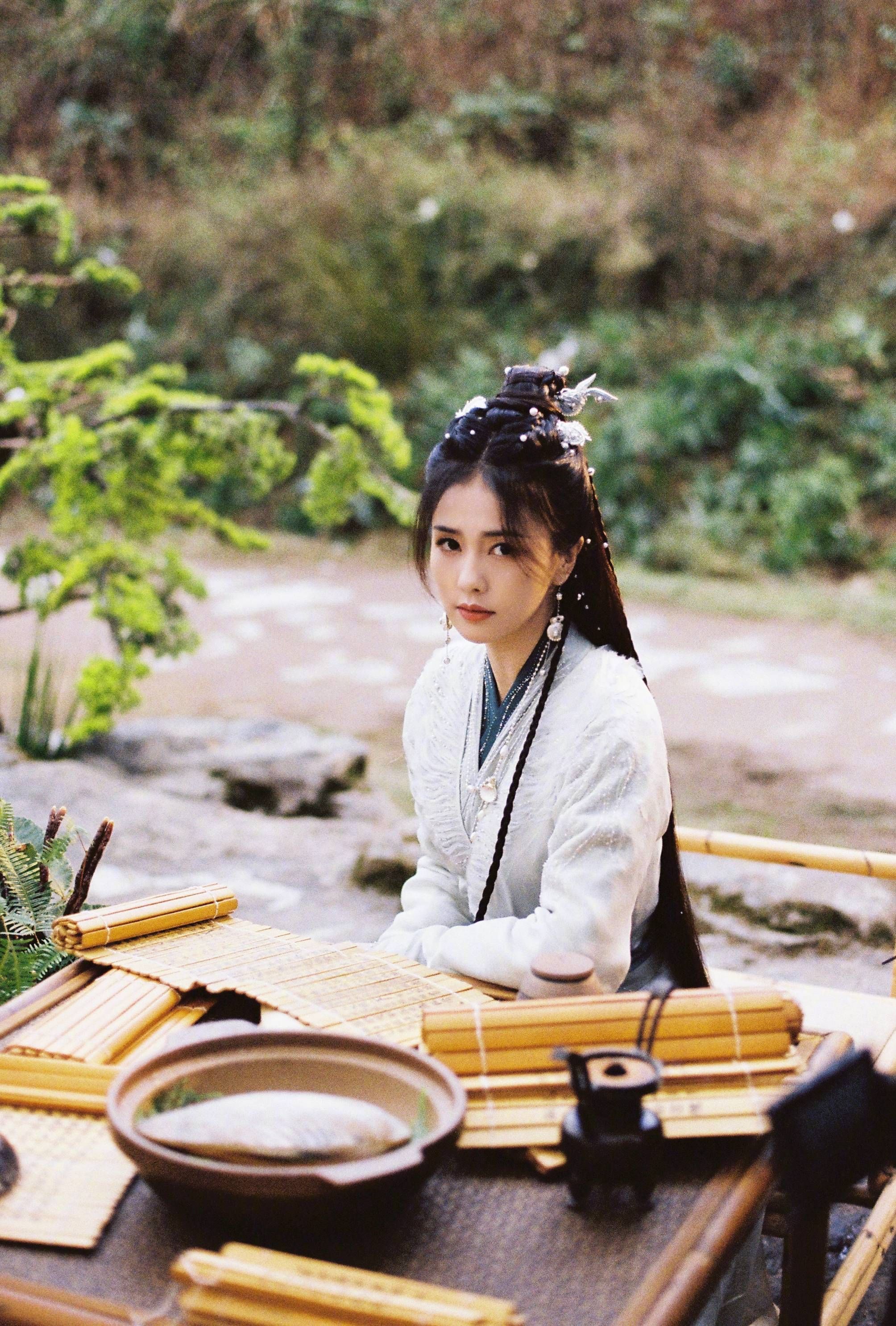 白鹿长月烬明桑酒剧照合集