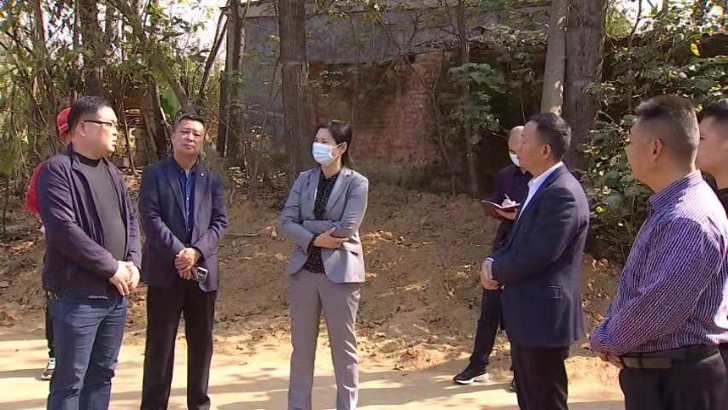 余国芳到尤店乡检查指导农村人居环境整治工作