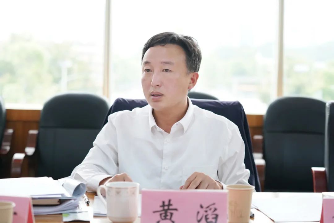 黄滔:全力支持宁乡一中高质量跨越式发展