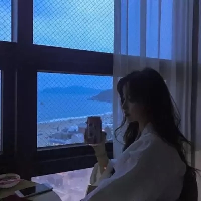 情侣头像|ins潮流夏天蓝色头像真人高清好看 精致又很可爱的夏日蓝色