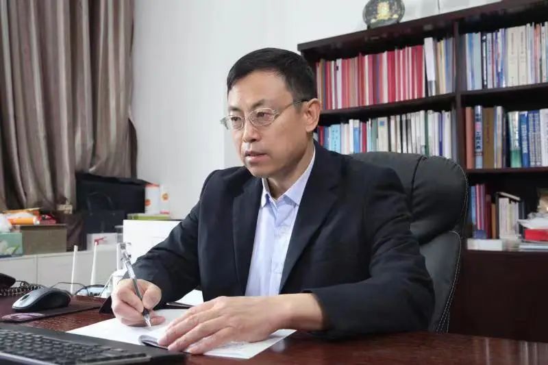 董绍明:"做材料,我们自嘲下里巴人"