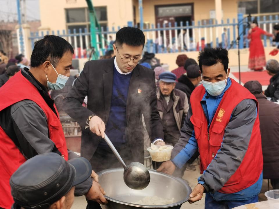 济宁孟庆伟图片