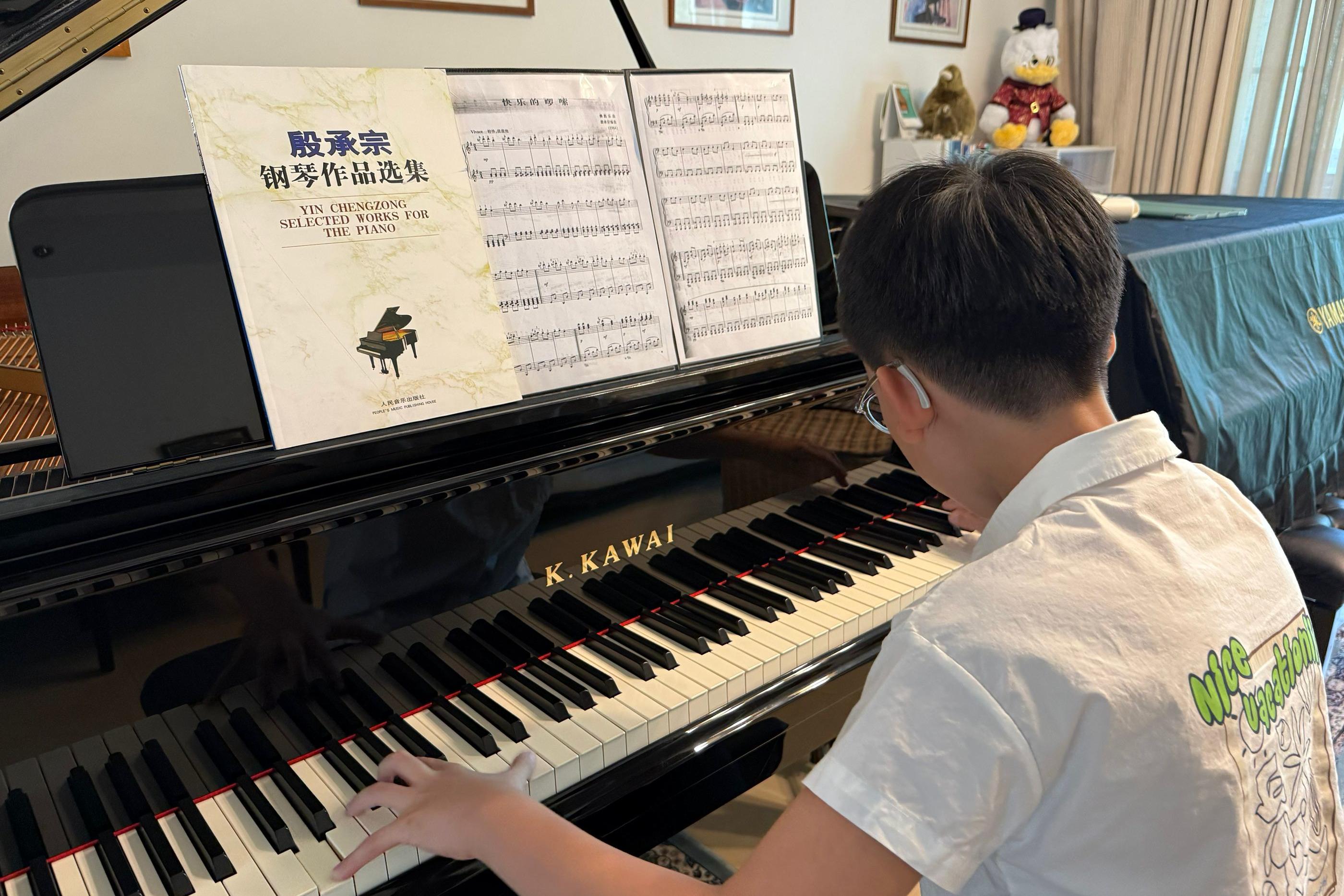 中国经典钢琴曲:《快乐的啰嗦》