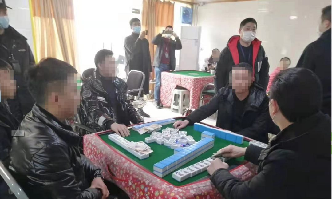 左右棋牌=左右棋牌新版2025