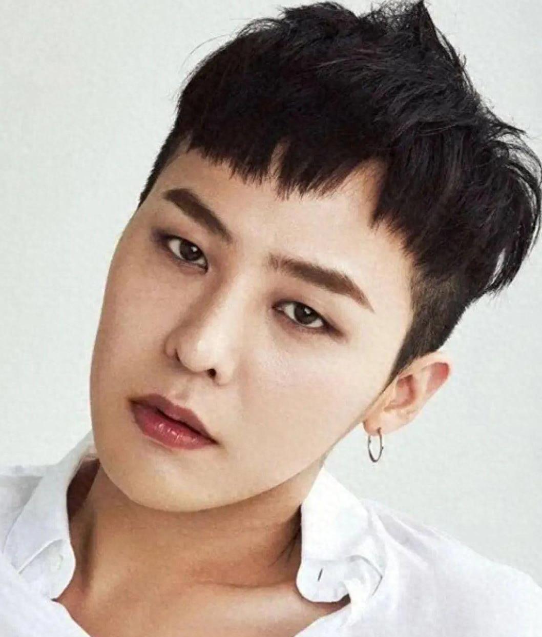 原创又塌了!权志龙涉毒被立案,杨颖视其为偶像杜海涛曾向他下跪