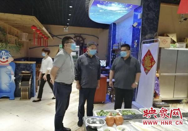 长垣市委常委,市委办主任闫磊检查水产品质量安全监管工作