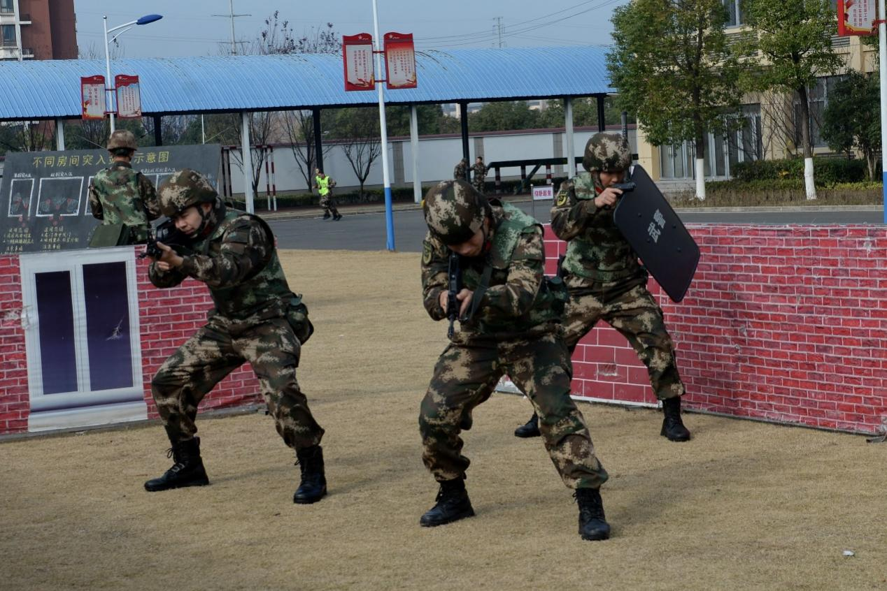 武警安徽总队芜湖支队严考严训提升部队训练水平