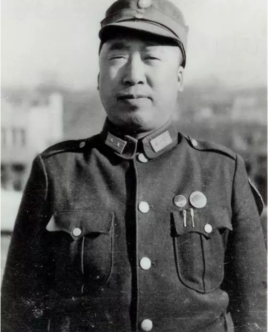 1928年,我军一参谋长出任林帅政委,1955年为何未被授予军衔?