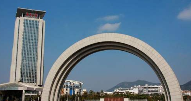 推荐福建泉州三所优质本科大学,校名"很大气,你知道几所