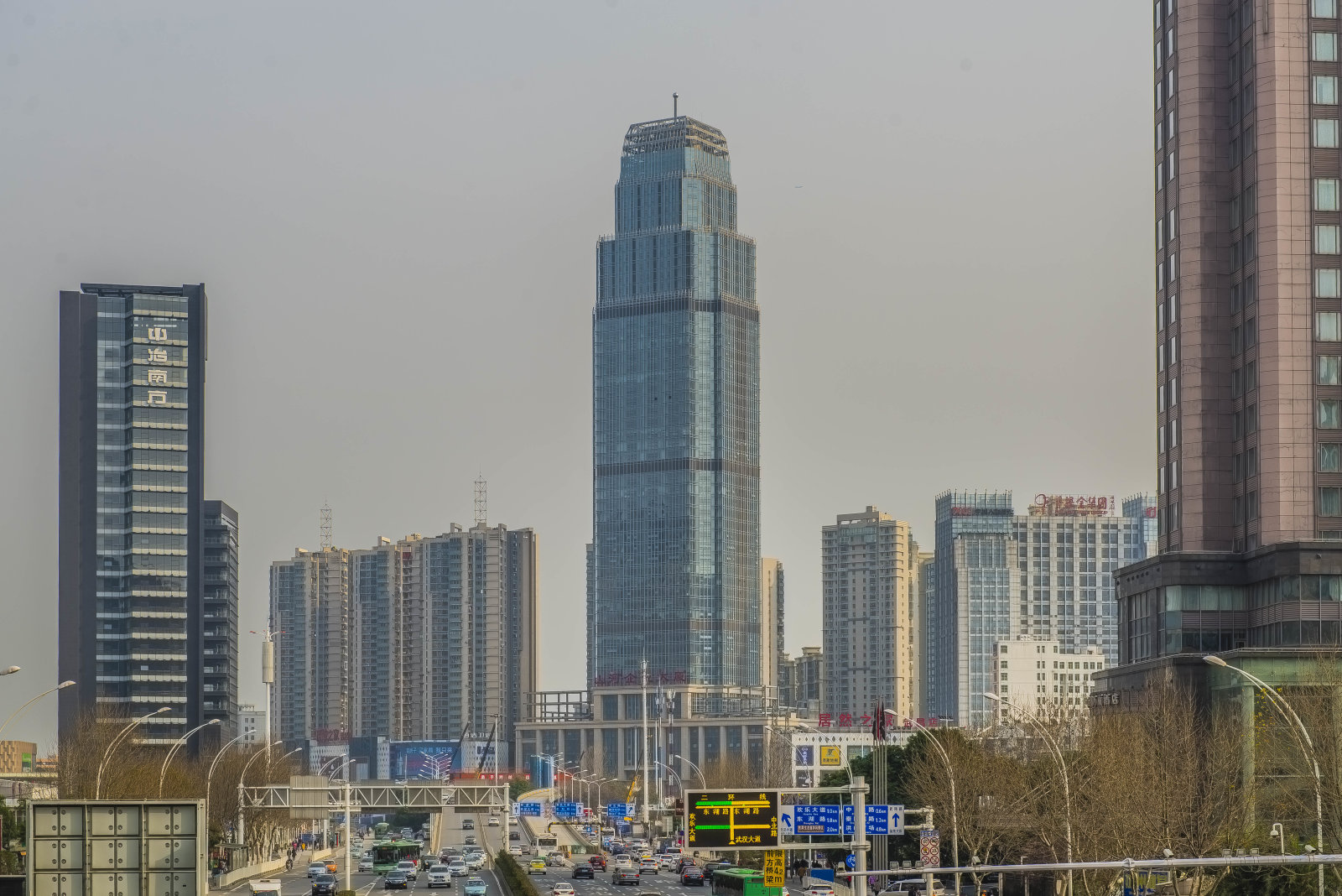 山河企业大厦——商务办公新标杆!