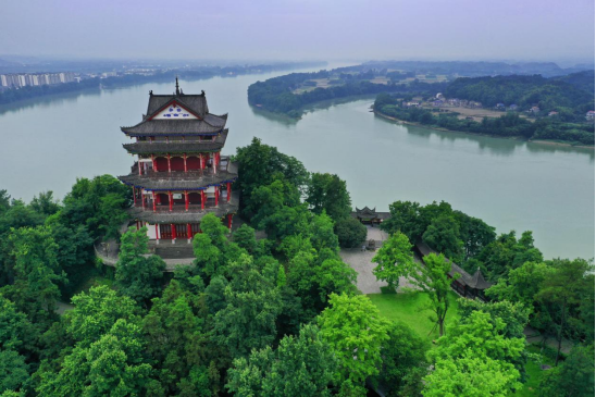 五一假期,桃花源白鳞洲,河流剧场受热捧