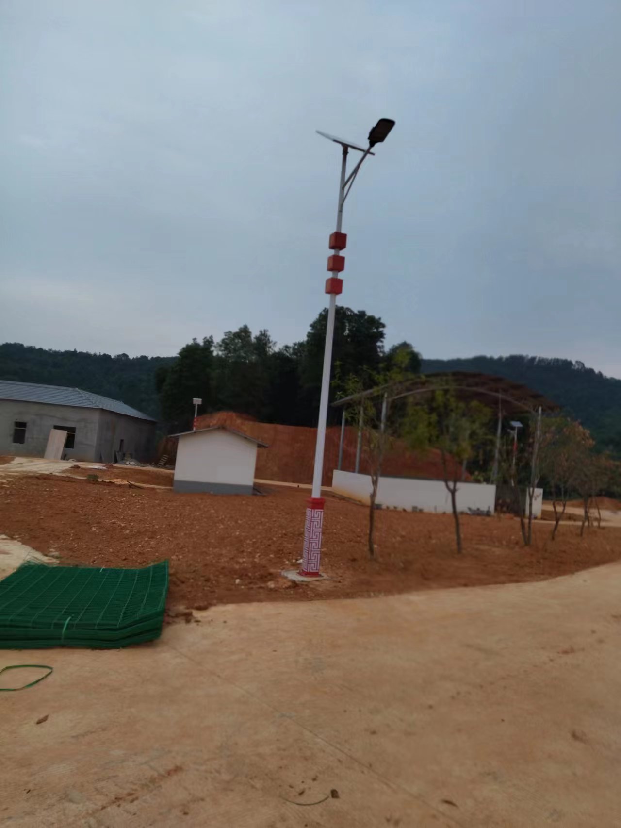 江西民族风太阳能路灯工程案例