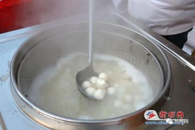Yuanxiao, one of the special cuisines in Xinzhou Ancient City