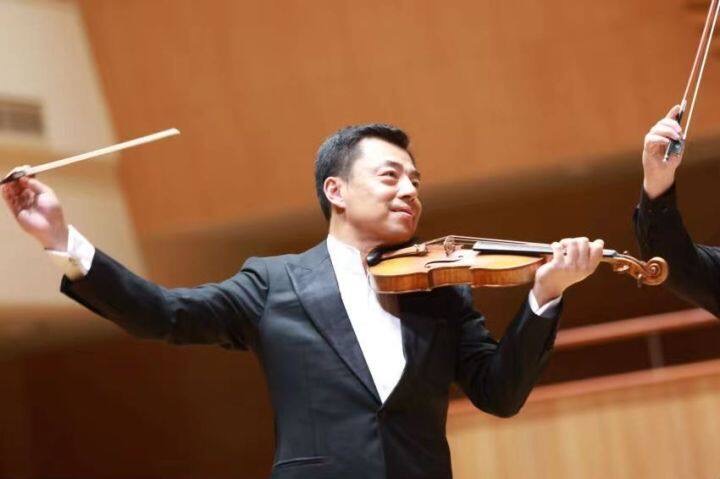 小提琴家柴亮领衔登台,东岸系列音乐会打通从教室到舞台的距离