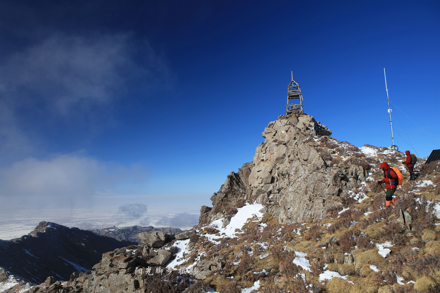 攀登贺兰山主峰敖包疙瘩(达朗浩绕)
