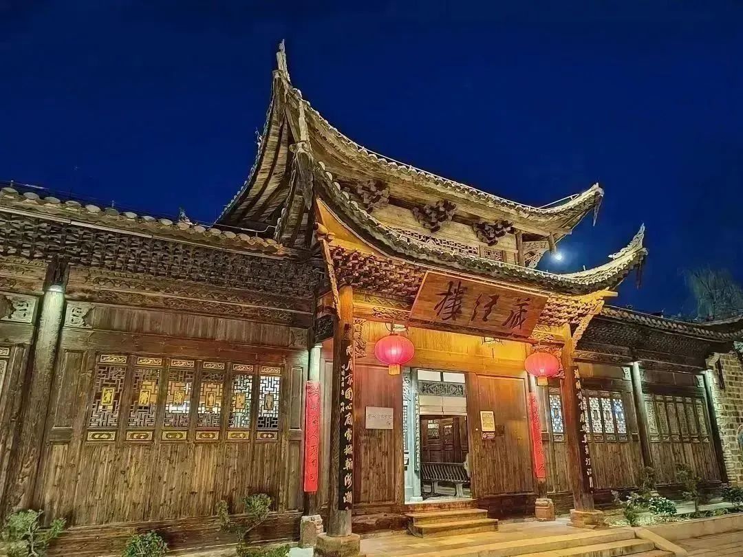 以上图源:文旅龙岩在汀州走街串巷触碰到的是历史