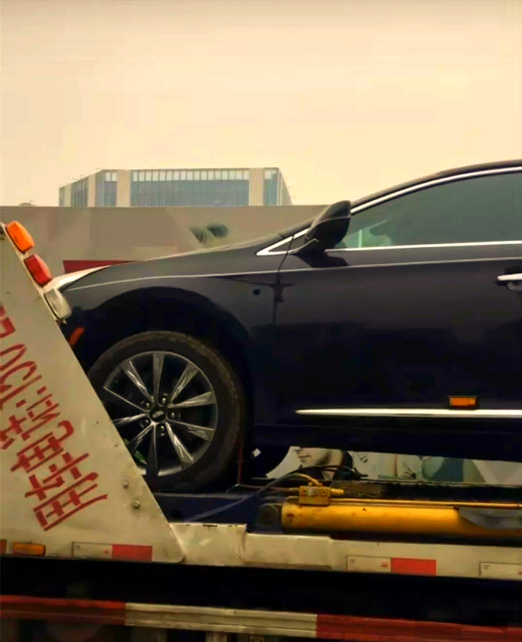 凯迪拉克xts加长版亮相,豪华设计与创新科技的结合