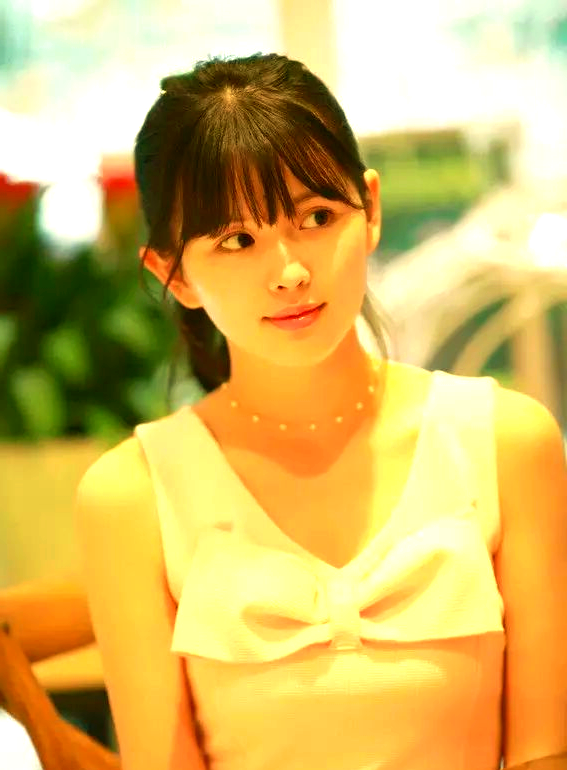 南昌大学校花钟恩淇从清新甜说到辣妈的惊人转变