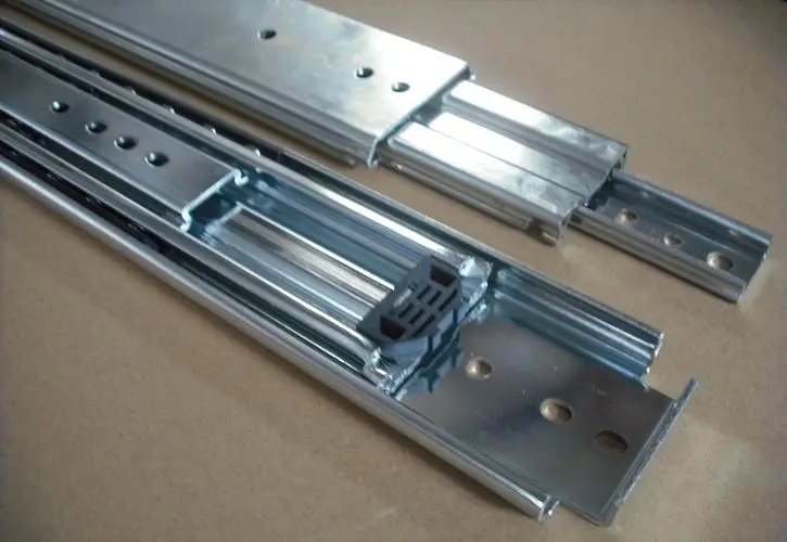 滑动导轨和滚动导轨的区别