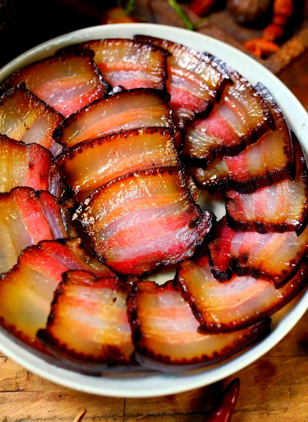 四川烟熏腊肉:美食与文化的完美交融