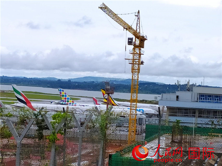 中企助力乌干达恩德培国际机场旧貌变新颜