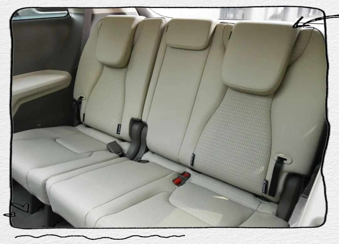 起亚嘉华mpv强势推出,多项优势引领市场新风尚