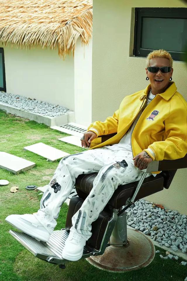 王浩轩发布diss《一挑十》向盛宇开火