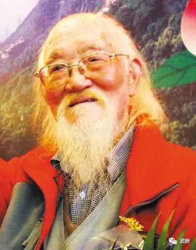 吕紫剑谈养生 打通任督二脉得长寿