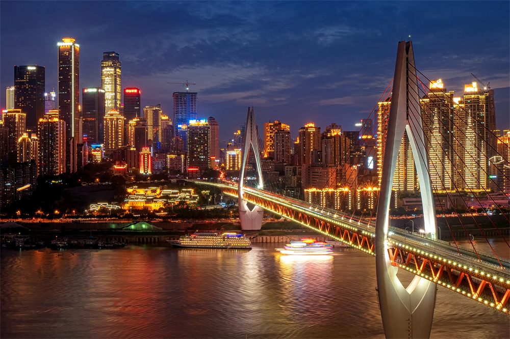 8d重庆,一座魔幻又神奇的城市!夜景颜值堪称国内一流