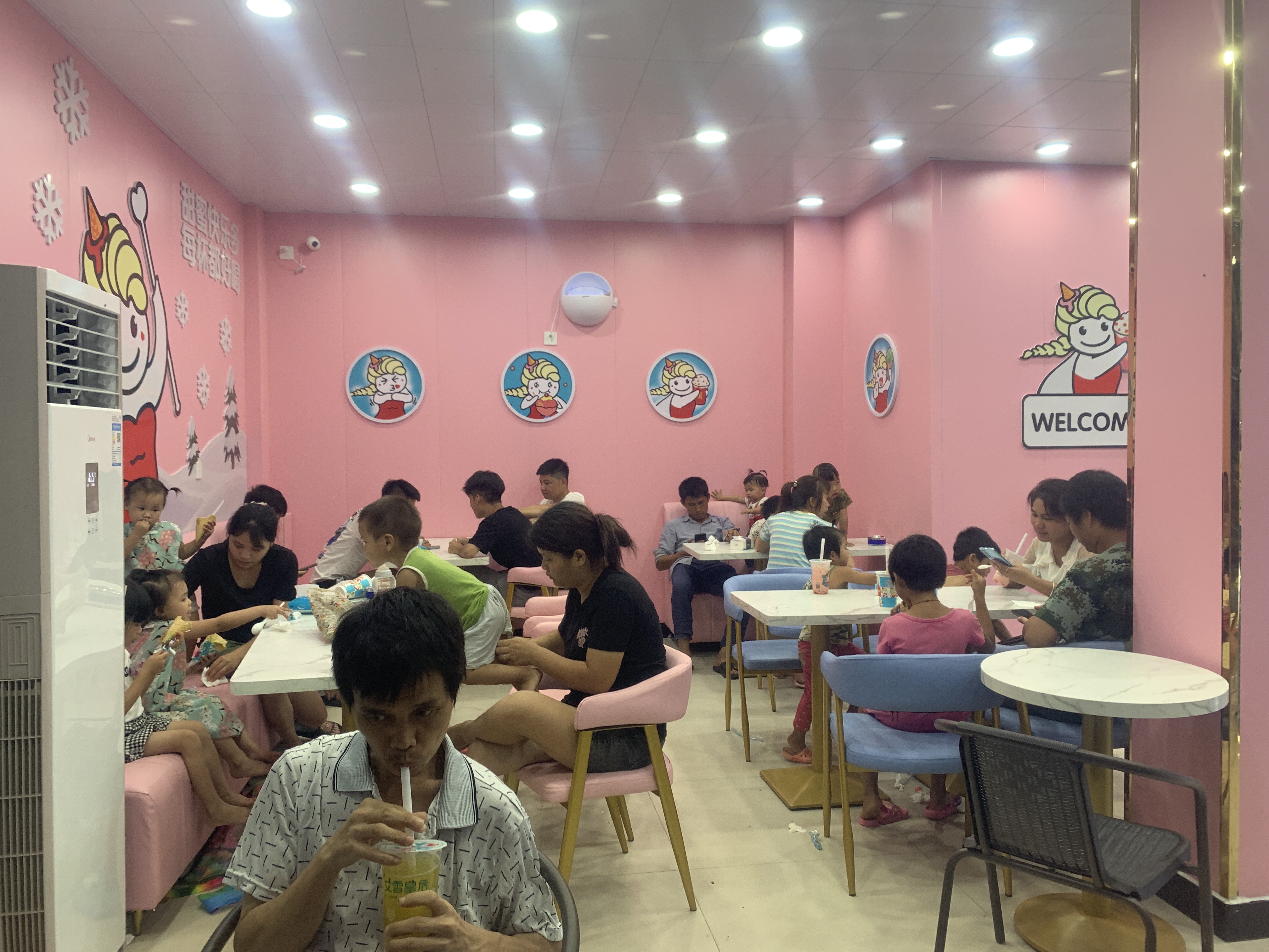 艾雪皇后「官方」加盟费明细表!2023最新总投资预计需要多少钱?