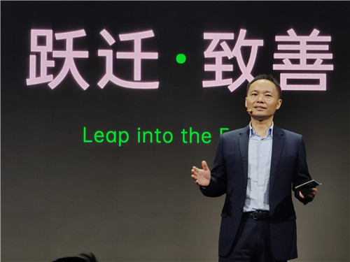 中国品牌创新力再次领先全球,oppo"卷轴屏"手机一滑变平板