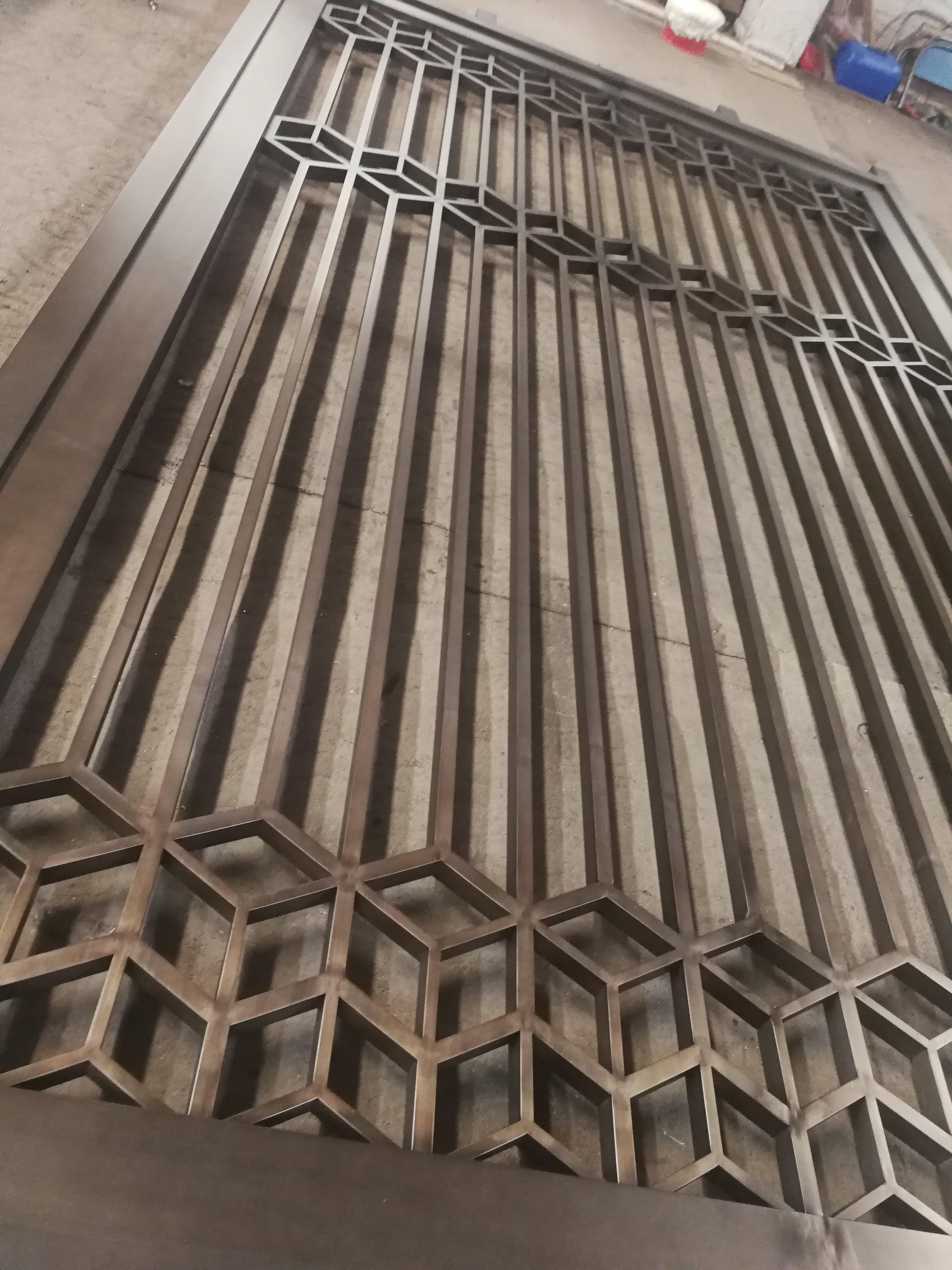 售楼部大型铁艺特色景墙隔断 铁艺景墙定制