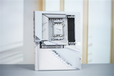 高颜值攒机必备！技嘉B650E AORUS STEALTH ICE背插主板图赏