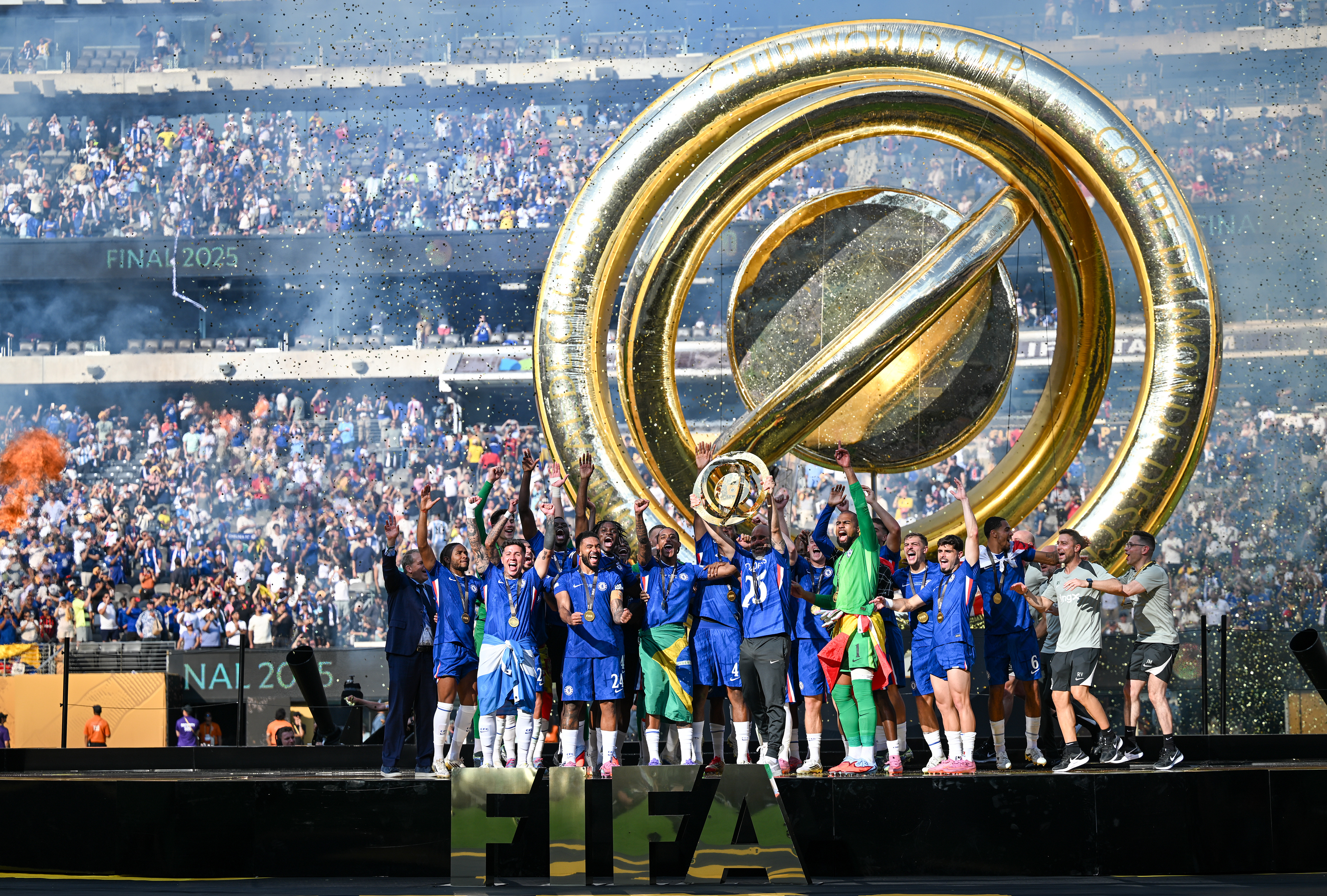 世界杯 全球瞩目 的足球盛相关图片3