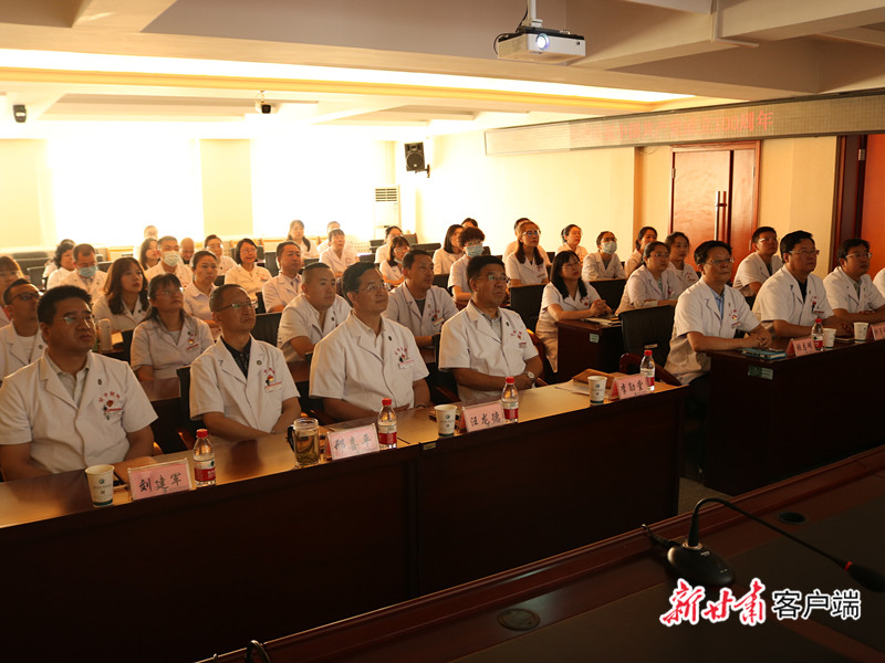 甘肃中医药大学附属医院重症医学科主任医师王昱:为守护人民群众健康