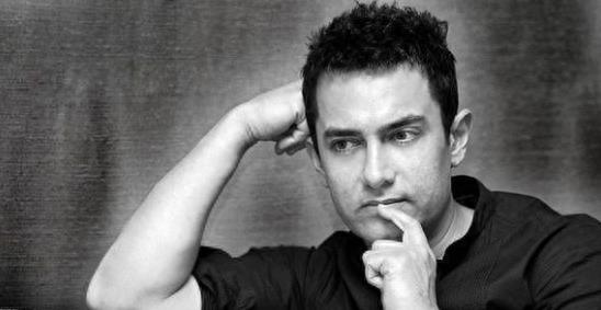 明明是贵族少爷,却非要为贫民发声,被影迷谩骂驱逐的阿米尔·汗