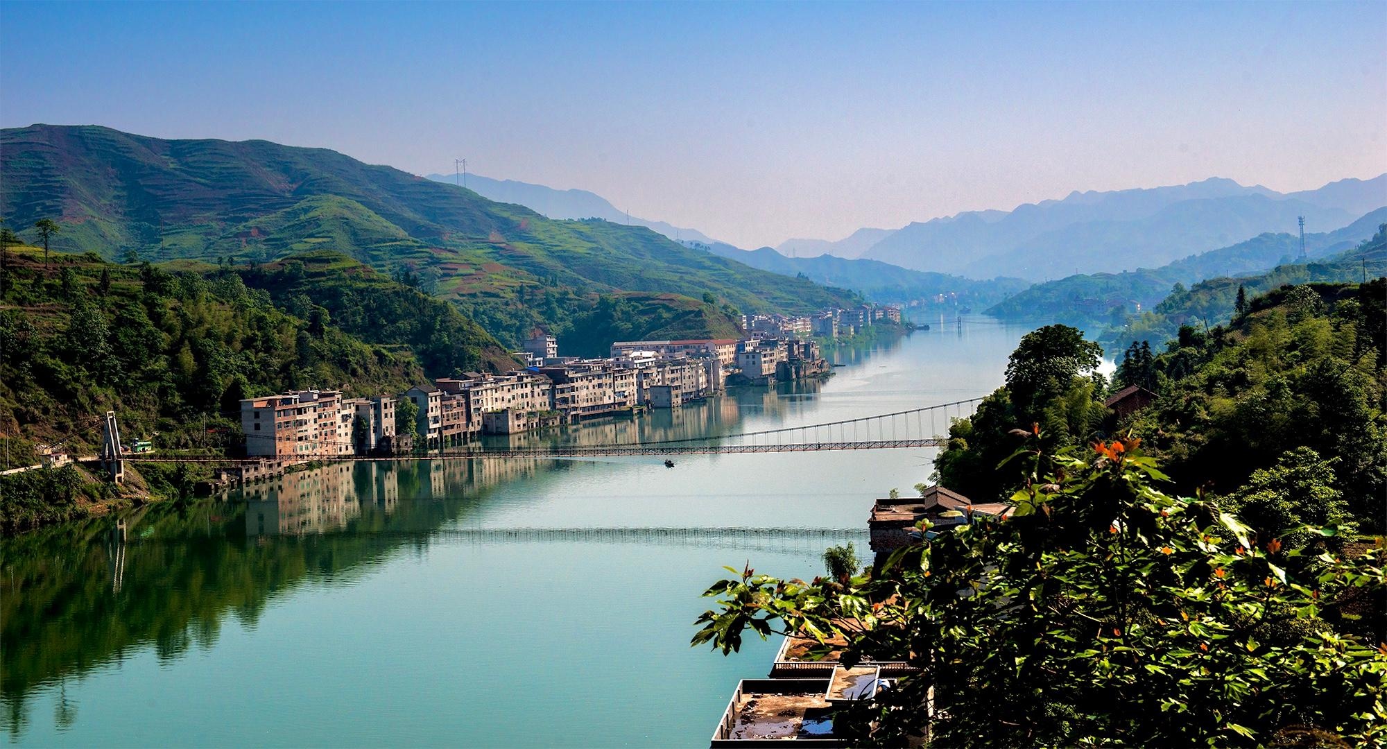 新邵大新镇:招商引资出成效,大新玫瑰喜出市