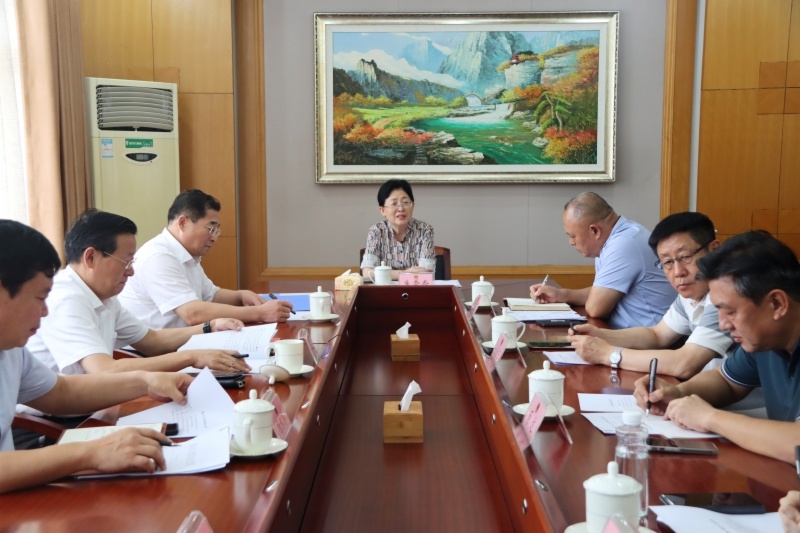 朱秀香同教育和科研领域省人大代表座谈时强调 充分发挥代表作用 助力