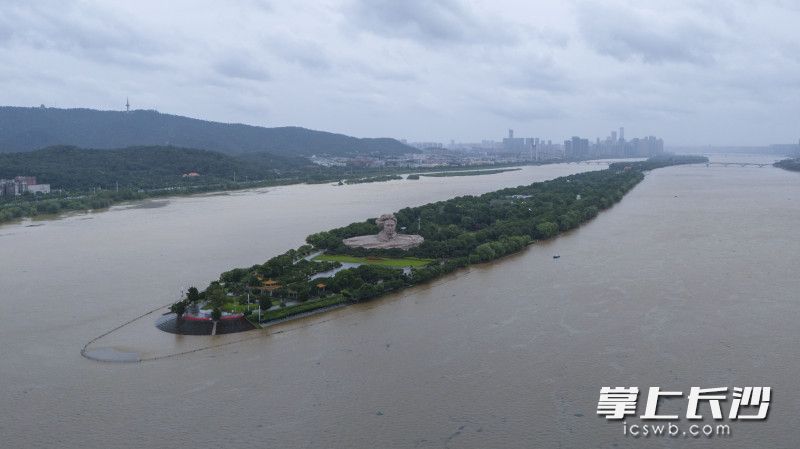 航拍|橘子洲被大面积淹没?假的!实景是这样