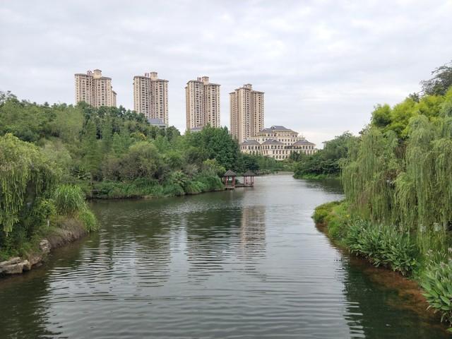 為何重慶市永川區如此瘋狂造城,低廉的永川房價與永川區城市格局