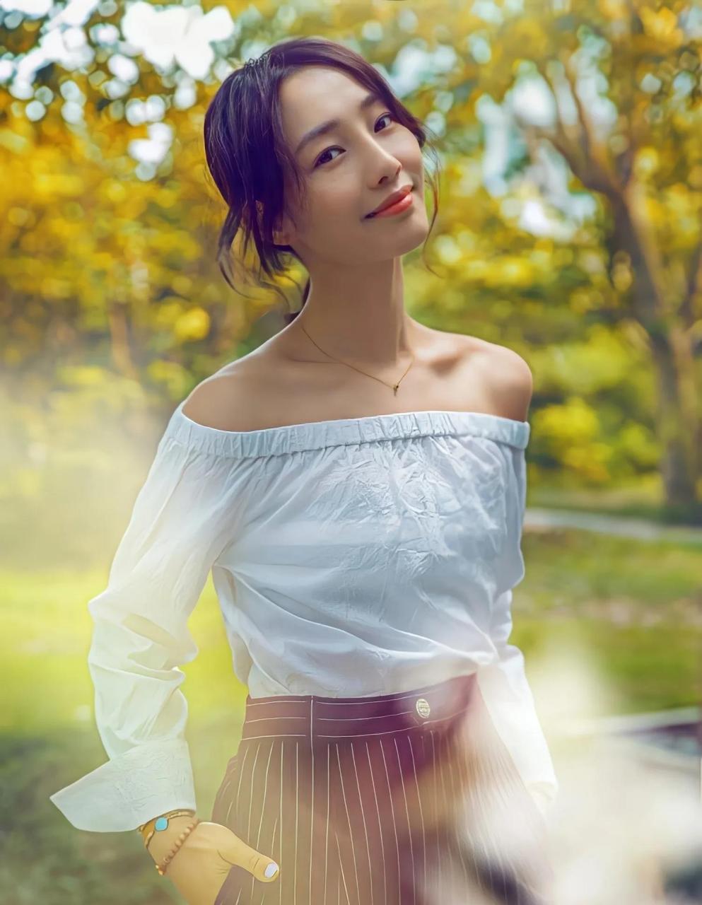 白百合美照#明星美图# #明星# [玫瑰][玫瑰][玫瑰]