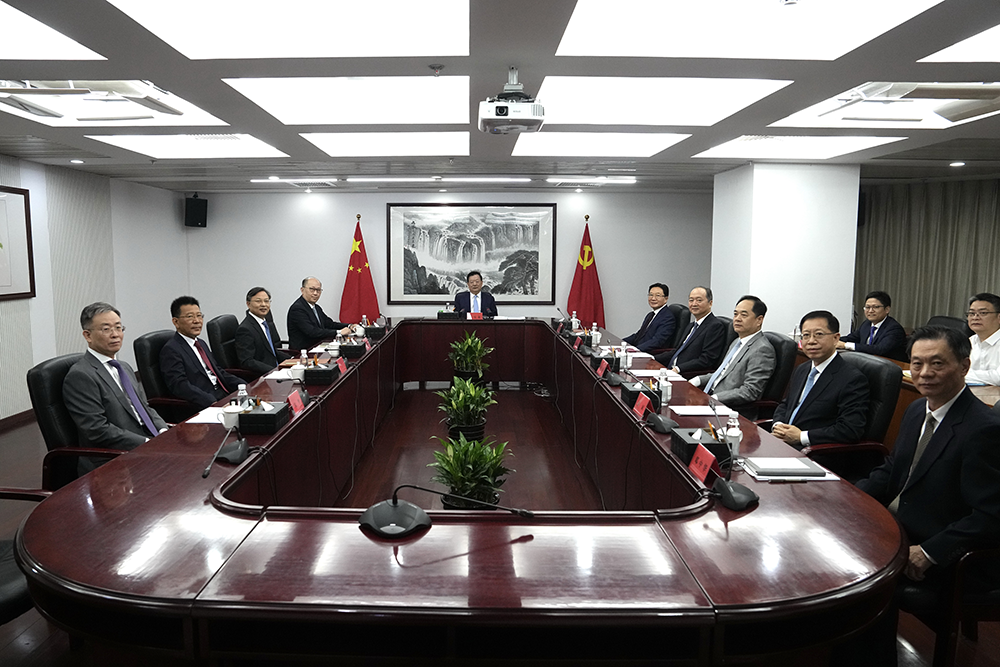 河南省委副书记周霁任中央港澳工作办公室常务副主任