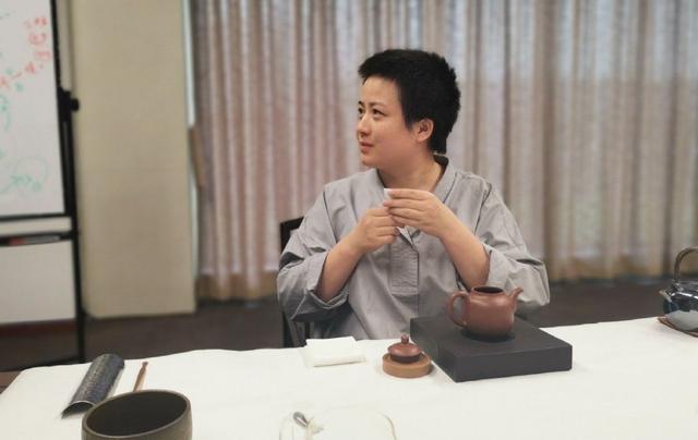 岳云鹏妻子迎来36岁生日,徒弟发文祝贺,尚筱菊表达方式很特别